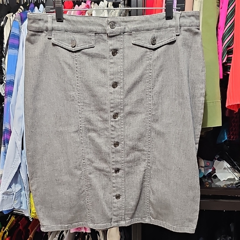 Banana Republic Gray Denim Pencil Skirt